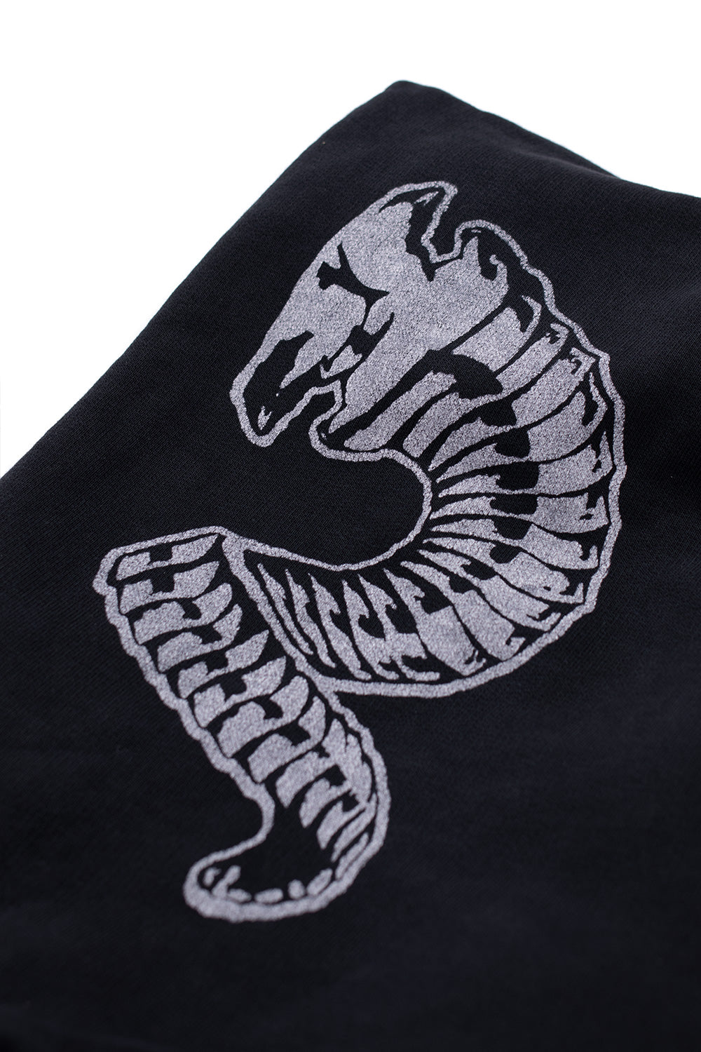 "Aries Fear No Evil Hoodie in Black – Bequemer Hoodie mit markantem Fear No Evil Motiv für mutige Fashionistas"
