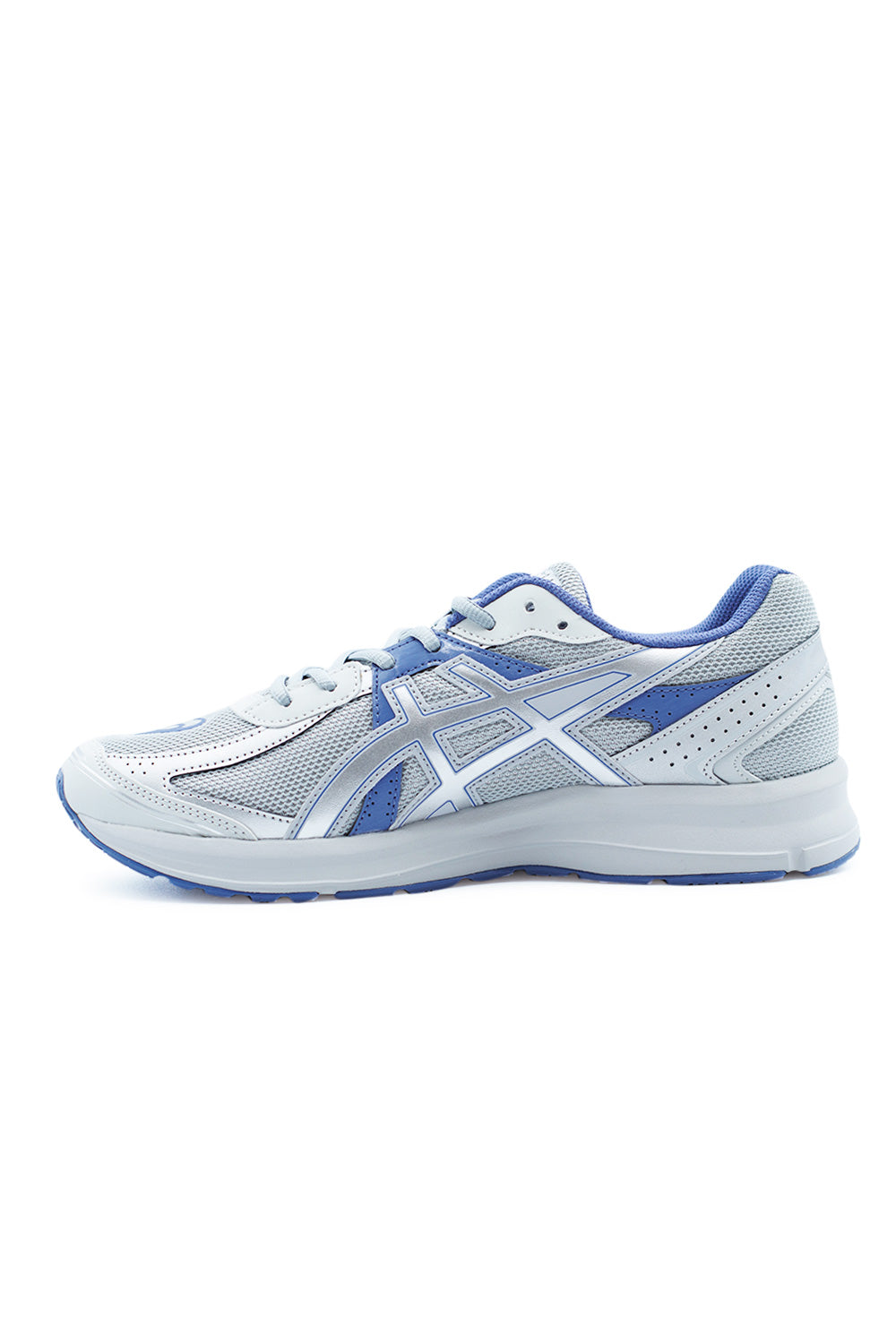 Detailaufnahme des umweltfreundlichen Asics Jog 100S mit solution-dyed ORTHOLITE-Innensohle