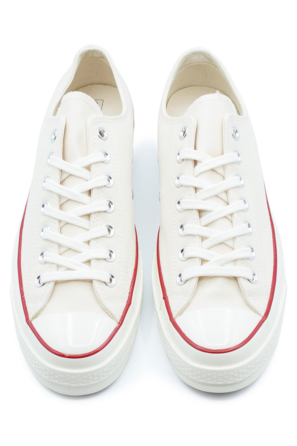 Converse Chuck 70 OX Canvas-Sneaker in Creme mit hoher Gummisohle und fein gearbeiteten Nähten