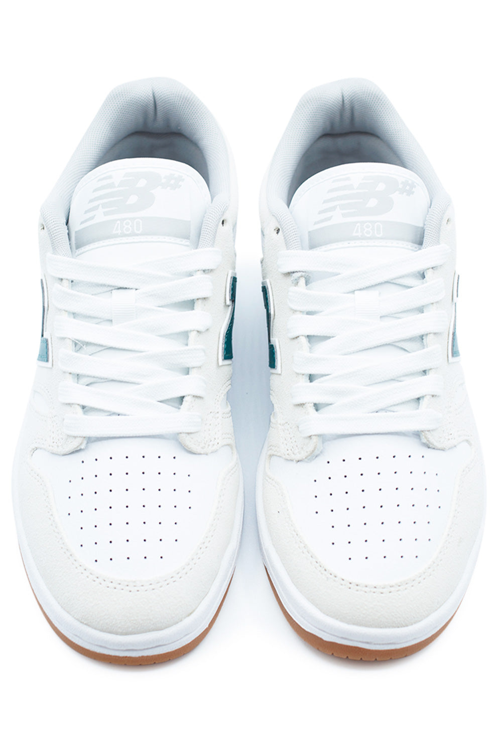 New Balance Numeric 480 Sea Salt/Vintage Teal – Strapazierfähiger Skate-Schuh mit verstärktem Zehenschutz, speziell für die intensiven Anforderungen des Skateboardens.