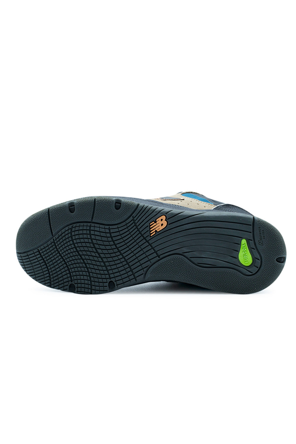New Balance Tiago Lemos 1010 – Leistungsstarker Skate-Schuh mit innovativer Sohlenkonstruktion für beste Dämpfung und perfekte Boardkontrolle.