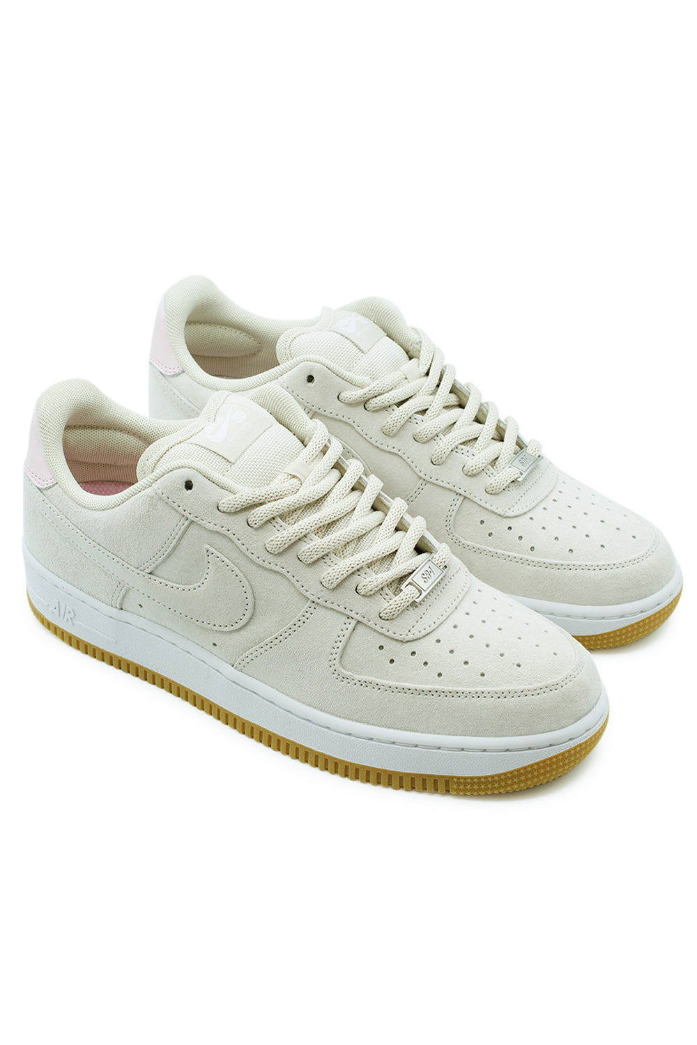 Angled shot Nike SB Air Force 1 skate shoes in Light Orewood Brown colorway, showcasing suede overlays, Nike Swoosh detail and responsive skate-specific sole construction