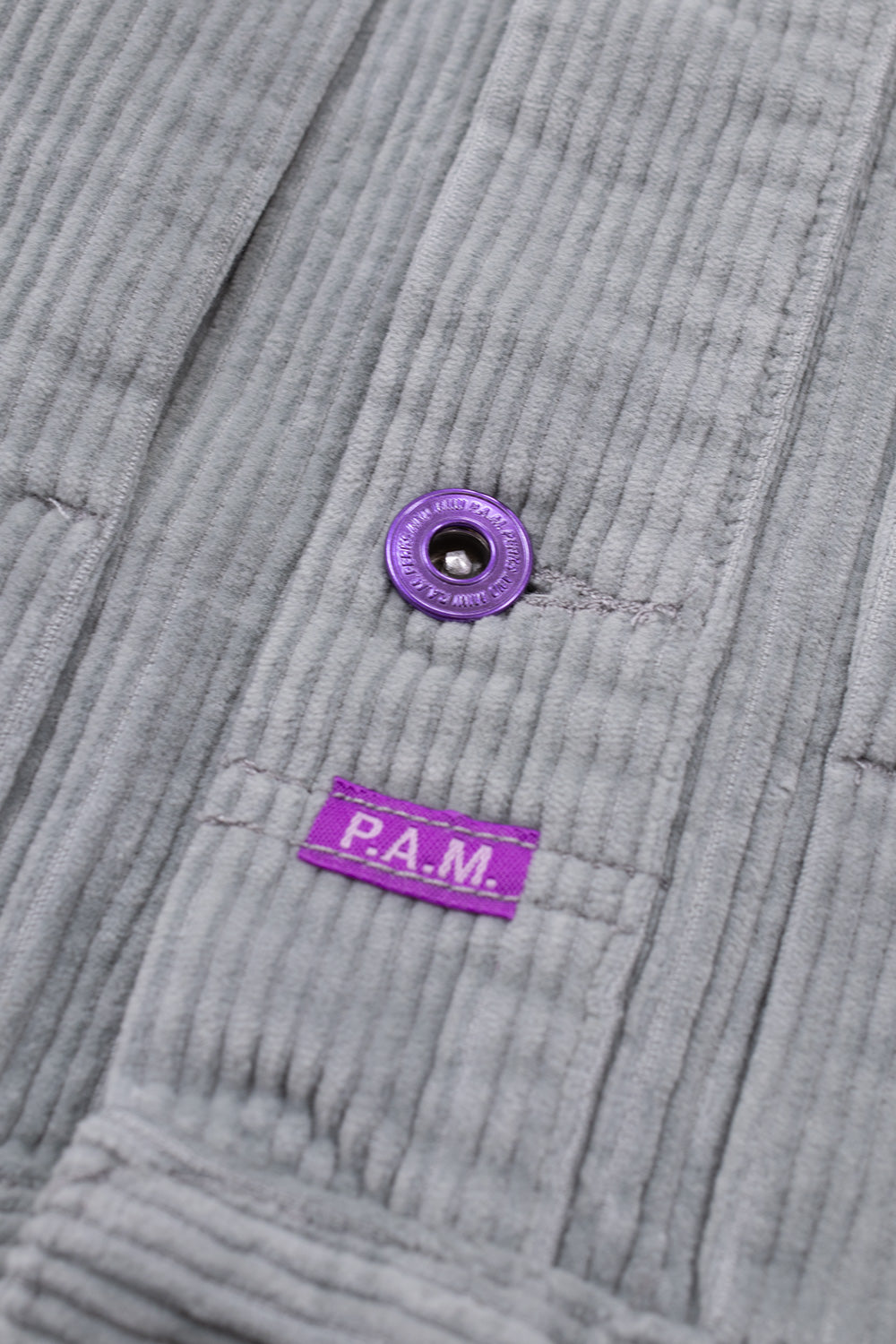 "Perks and Mini EBB Corduroy Jacke in Sky Grey – Unisex-Design mit hochwertiger Verarbeitung"