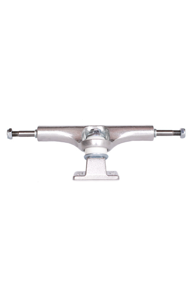 Polierte ACE 5.75 Classic 44 Trucks – Hochwertige Aluminium-Achsen für Skateboards