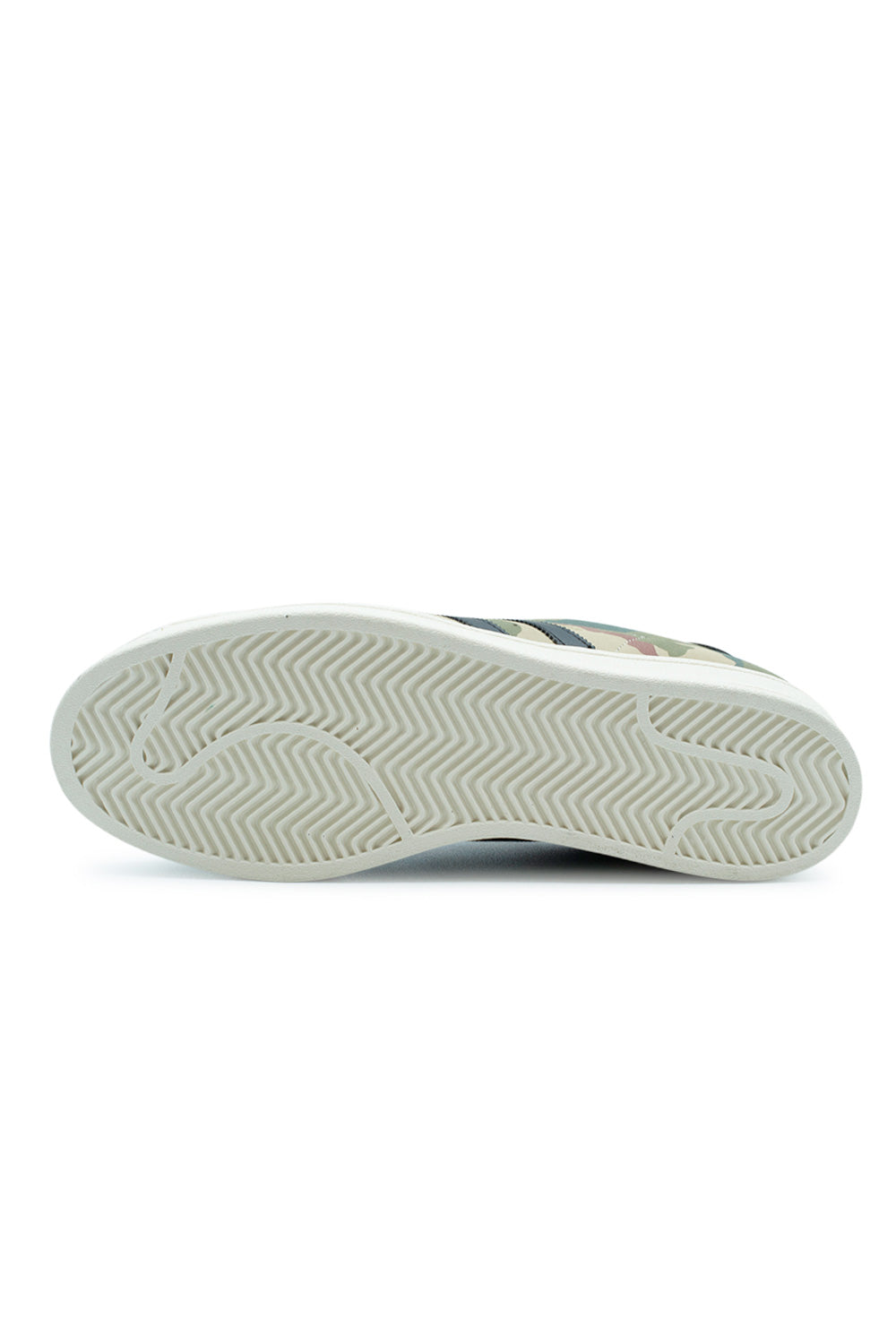 Outsole detail of the adidas Superstar ADV Khaki Three sneaker showing the classic herringbone traction pattern, durable rubber sole for maximum grip, precise board control and long-lasting performance in adidas skateboarding footwear.