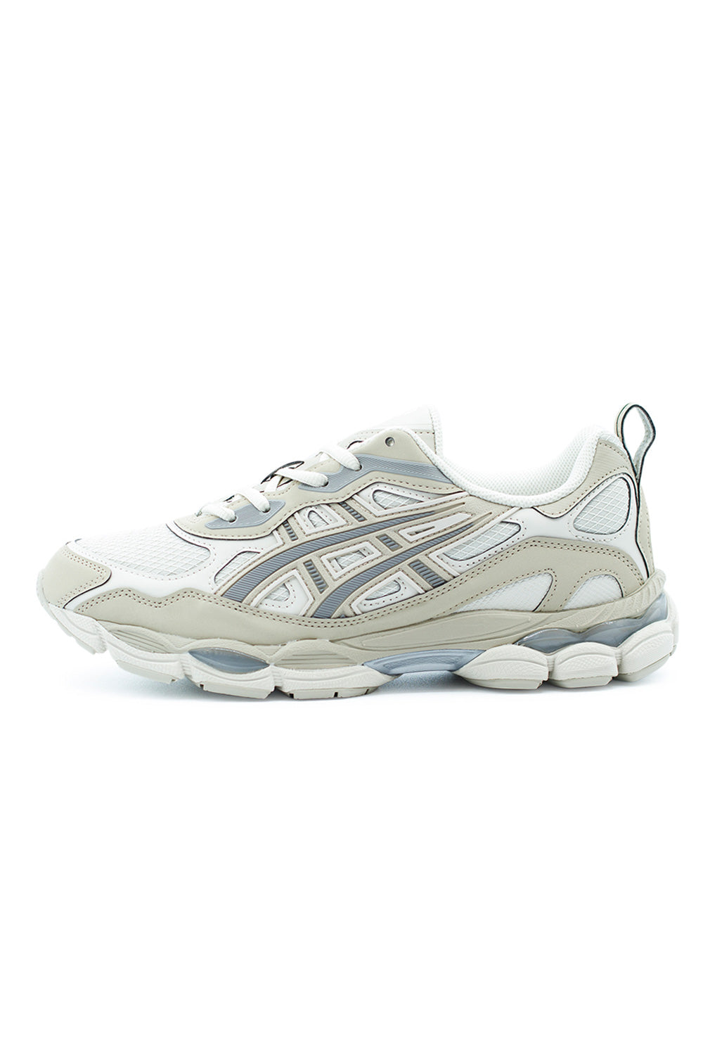 Asics Gel-NYC RGD Shoe Smoke Grey Wool – retro running sneaker with mesh leather upper and GEL-CUMULUS 16 cushioning for comfort.