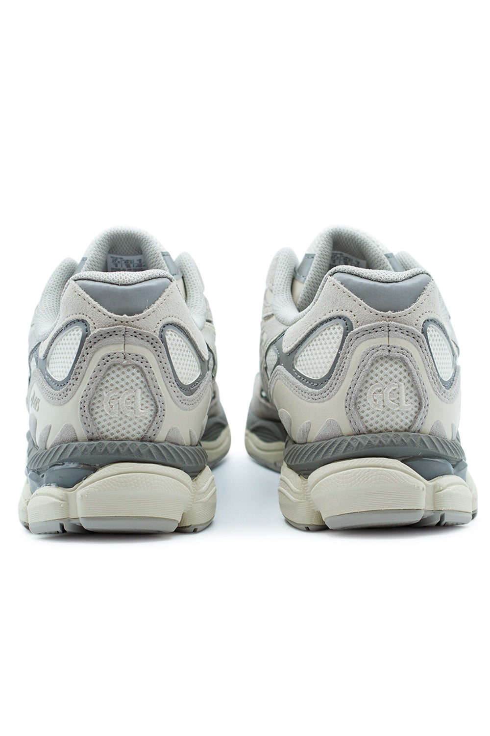 Asics Gel-NYC Cream – Hochwertiger Sportschuh mit GEL-CUMULUS 16 Technologie für erstklassige Dämpfung und Stoßabsorption beim Gehen oder Laufen.