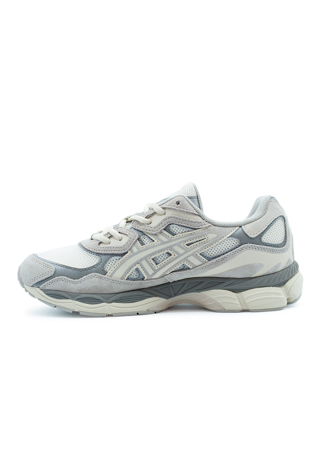 Vielseitiger Asics Gel-NYC Schuh in Beige – Kombination aus modernem Komfort und zeitlosem Design für Sport und Freizeit.