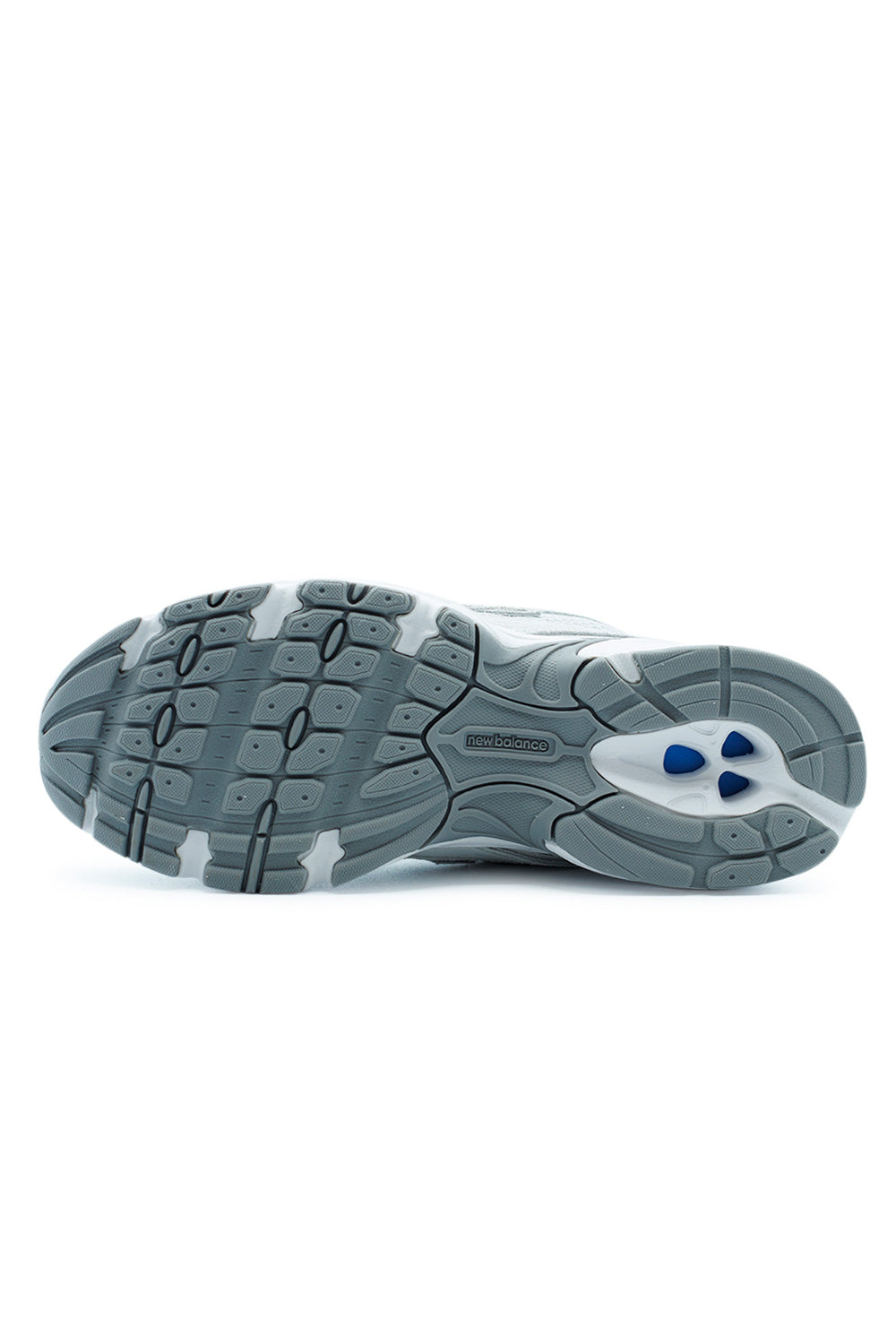 Moderner New Balance 740 Grey Sportschuh mit robuster segmentierter Mittelsohle und stilvollem geformtem N-Logo