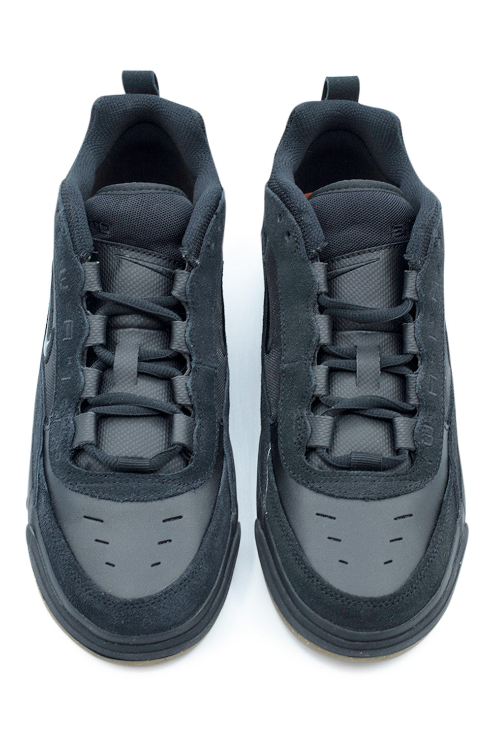 Nike SB Air Max Ishod Skate-Schuhe in Black/Black/Anthracite – Innovative Skate-Technologie für ultimative Performance und Halt.
