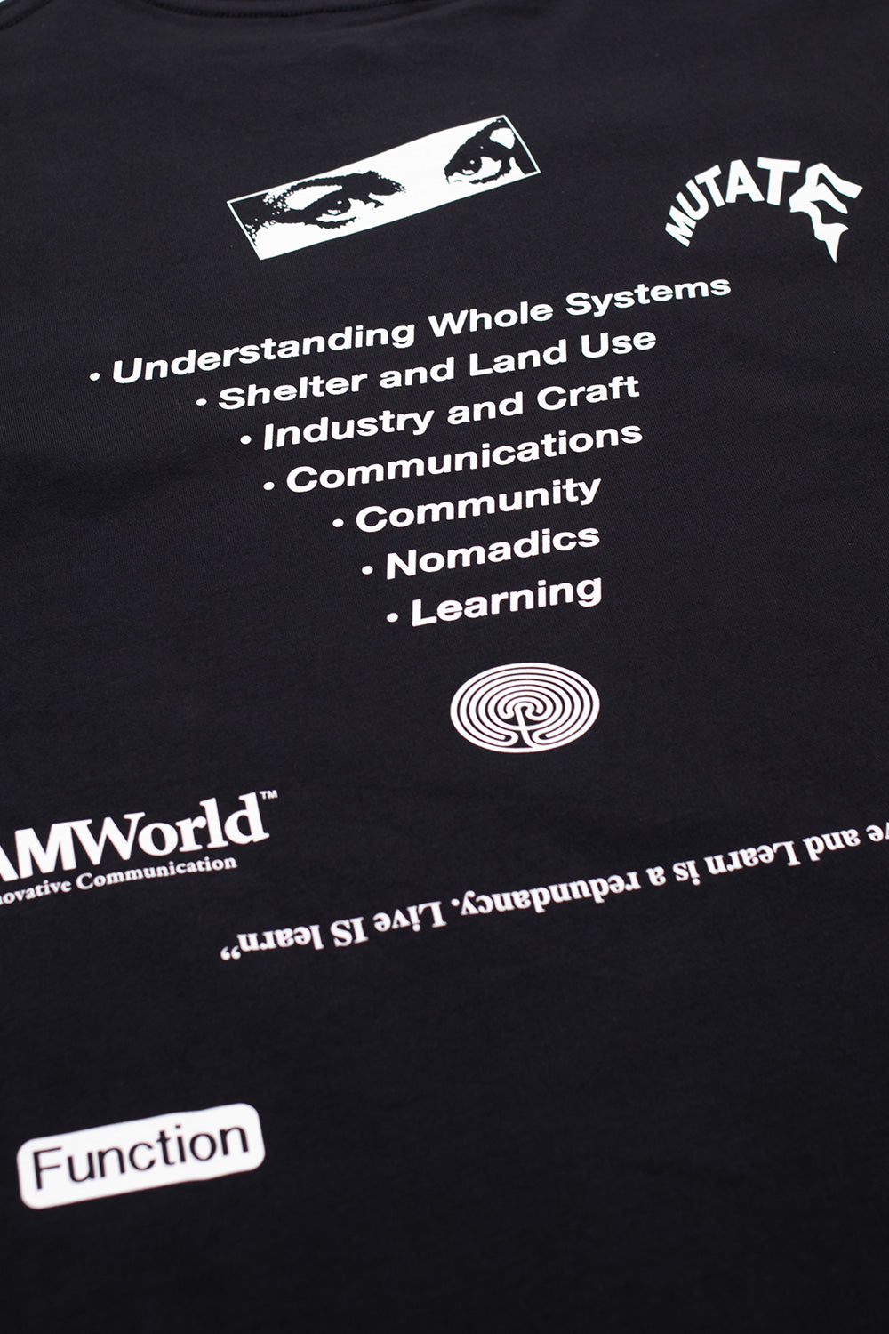 "Perks and Mini Access to Tools T-Shirt Schwarz – modernes Unisex-Shirt mit urbanem Look"