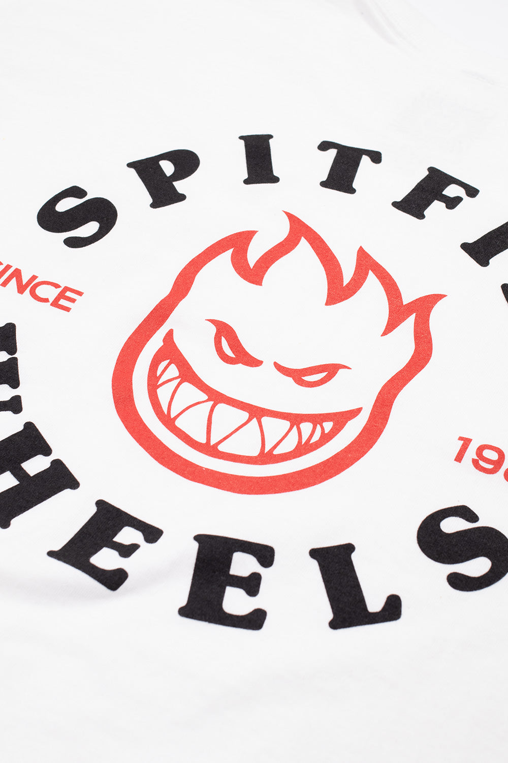 "Spitfire Wheels Bighead T-Shirt in Weiß für Skateboard-Enthusiasten"​