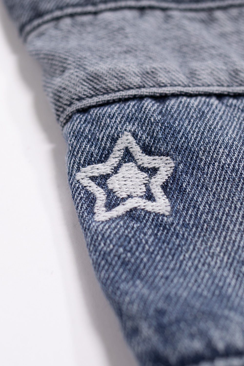 Starteam East Village Layered Star Blue Jeans – Modische blaue Jeans mit einzigartigem Layered-Star-Design für Streetstyle